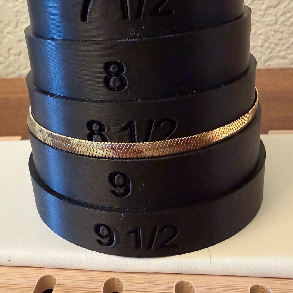 Gold Herringbone Bracelet or Anklet with Adjustable Extender, Like New - Picture 6 of 8